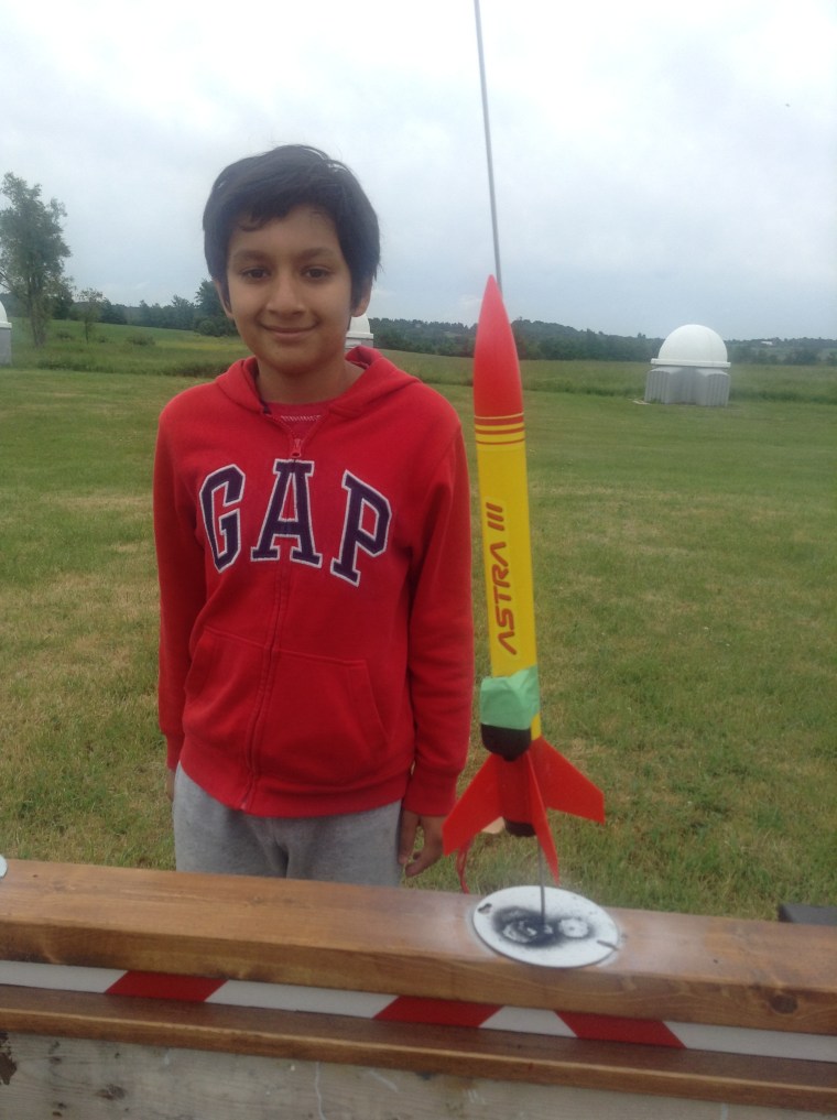 artash with camera ready