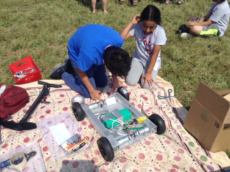 artash fixing motors2.JPG