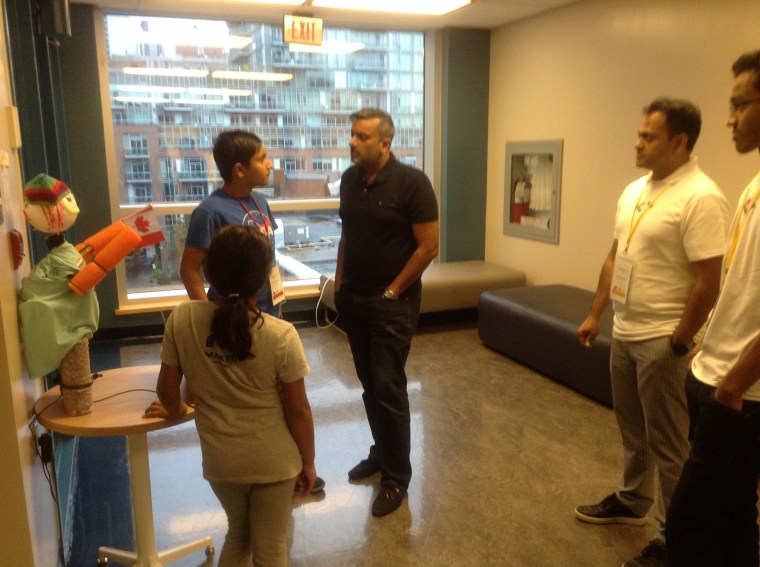 talking with Anuk.JPG