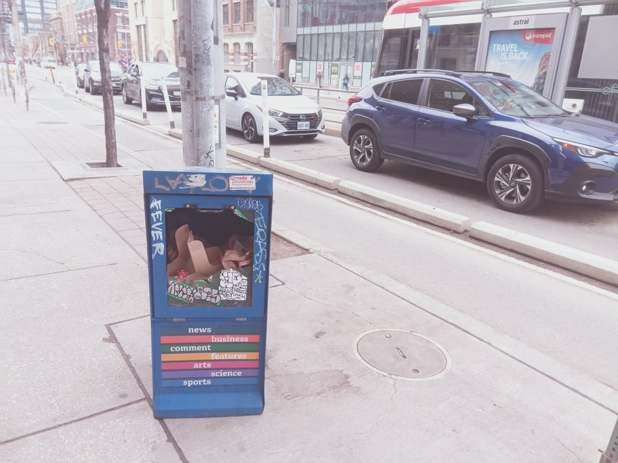 Problem: broken street furniture collecting trash